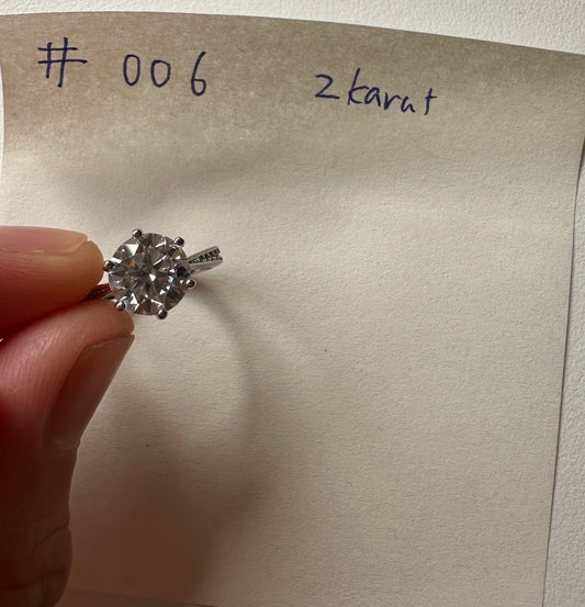 #006 Ring